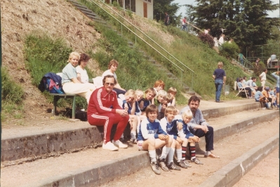 1983-8